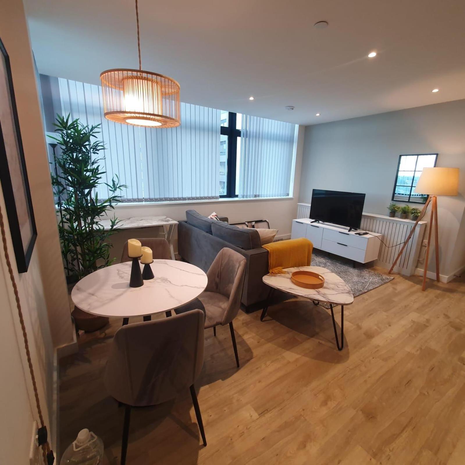 Lovely 1 Bed Apartment - Old Trafford Mánchester Exterior foto